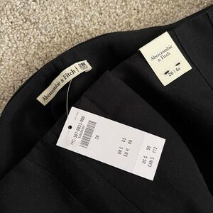 Abercrombie & Fitch NWT High Waist Tailored Pant black size 28, 6R
